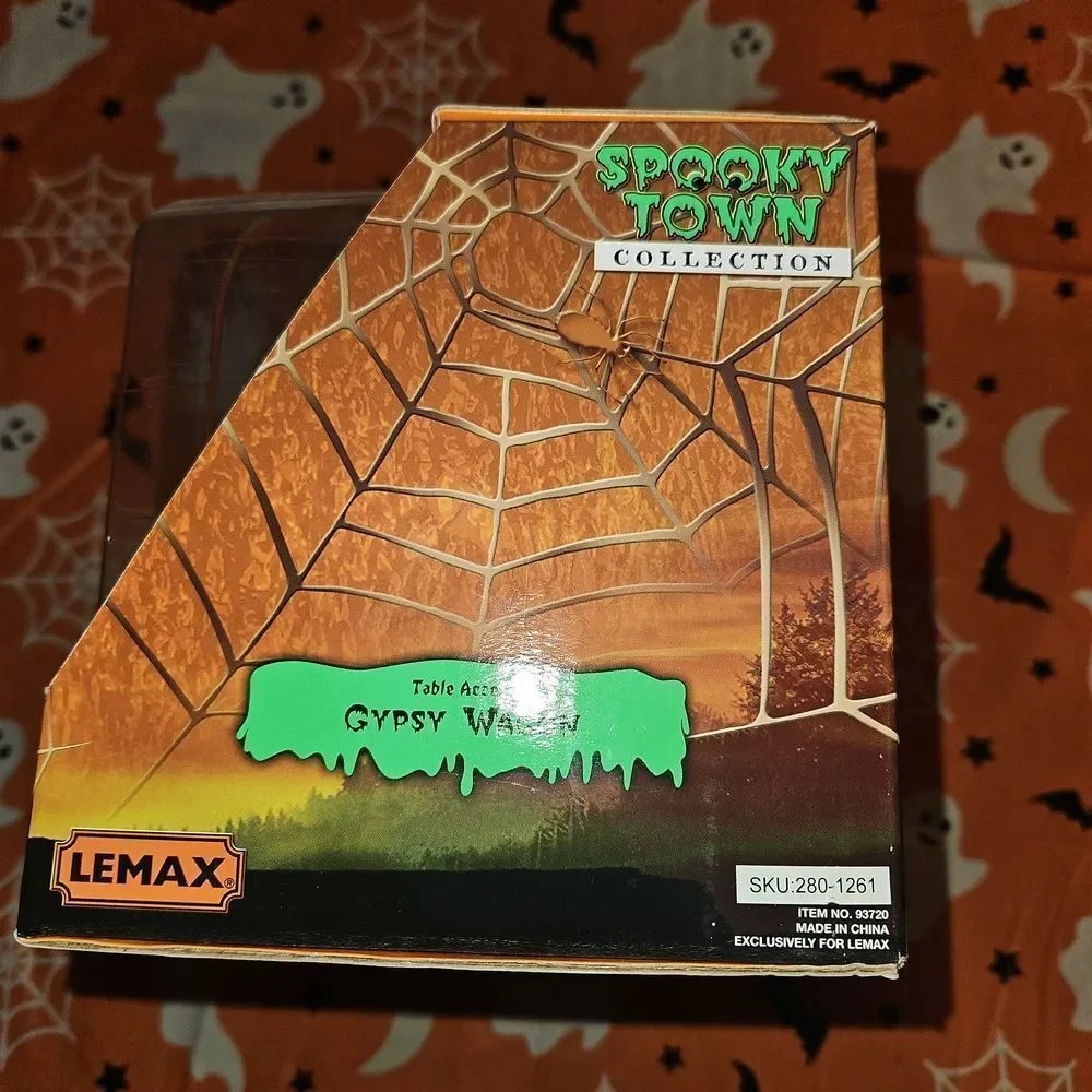 Lemax Spooky Town Gypsy Wagon Table Accent